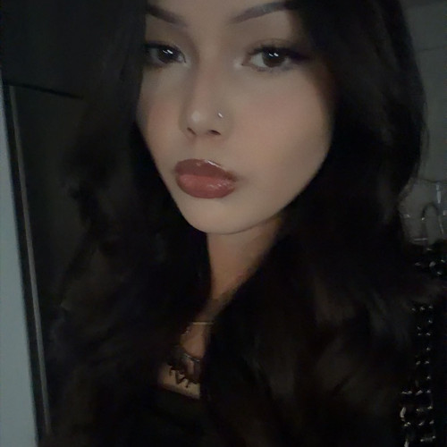 Lia T. profile photo