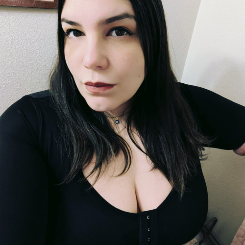 Mia J.
