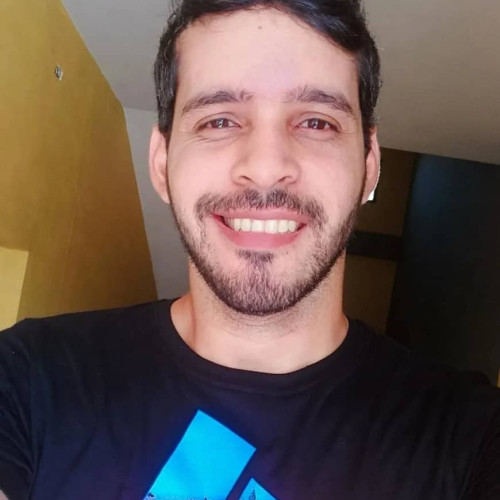 Welmy R. profile photo