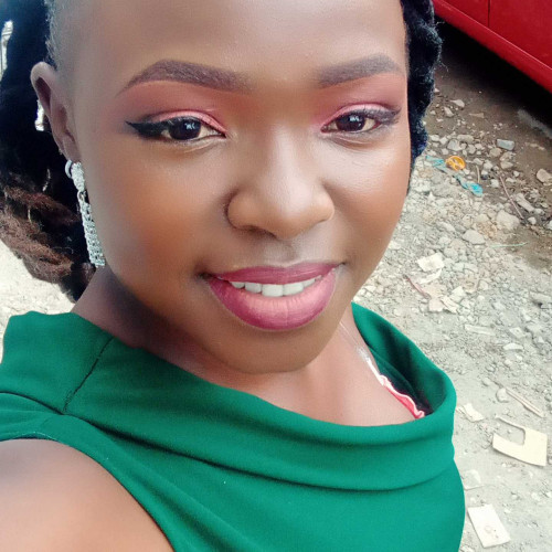 queen c. profile photo