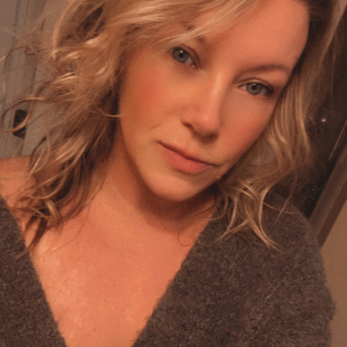 Tina  L. profile photo