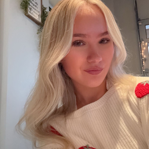viktoria b. profile photo