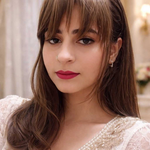 zoya j. profile photo