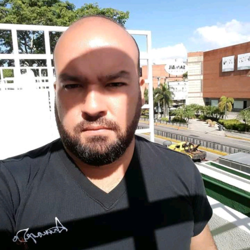 Argenis R. profile photo