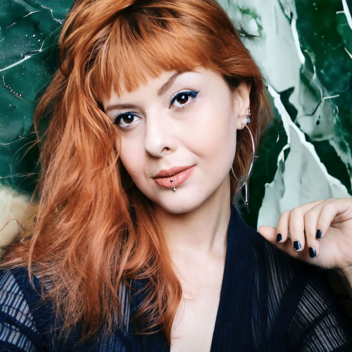 Ana Carolina M.