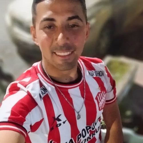 Leonardo  D. profile photo