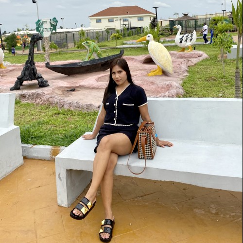 Lina  T.