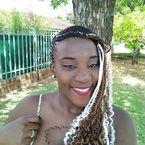 Tari M. profile photo