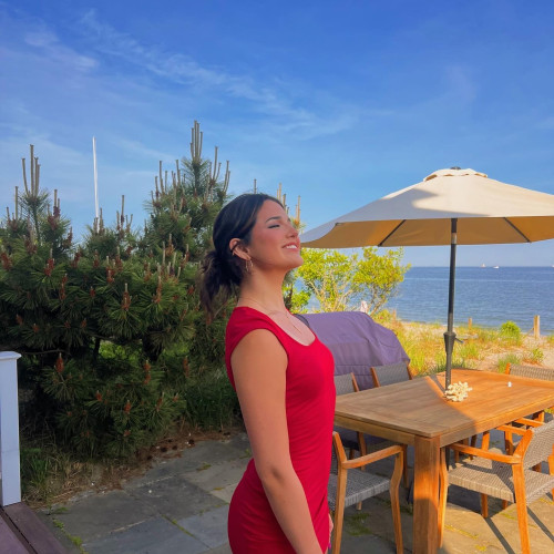 Rose E. profile photo