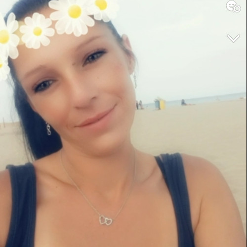 Marie R. profile photo