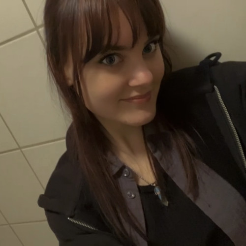 Isa B. profile photo
