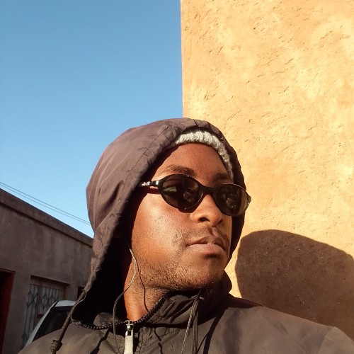 Charlies M. profile photo