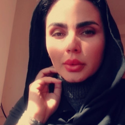 هیرو ر.