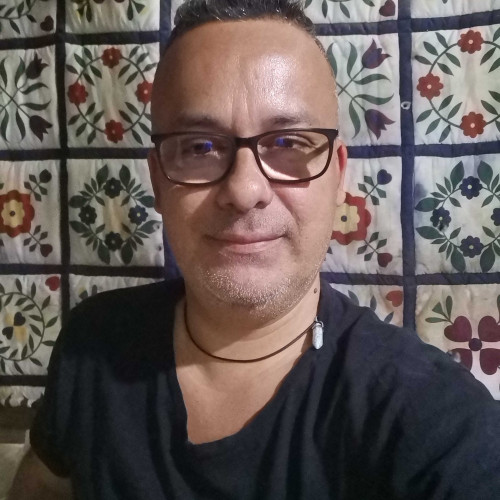 Marcos V.