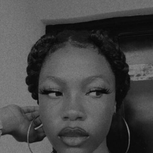 Eniola  H.