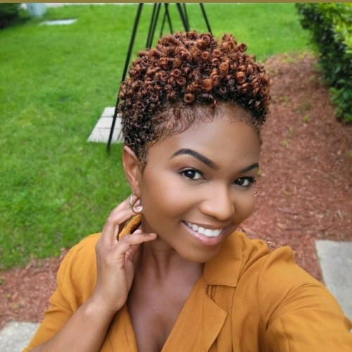 Awele E. profile photo