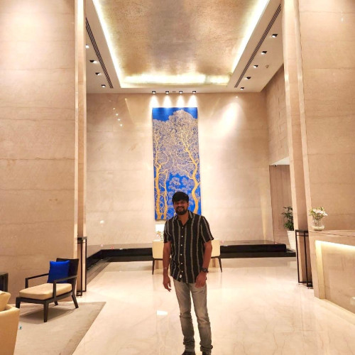 varun k. profile photo