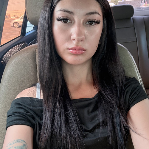 Daena V. profile photo