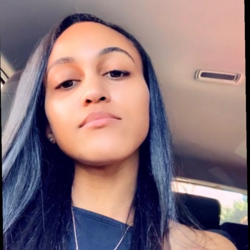 Julia M. profile photo