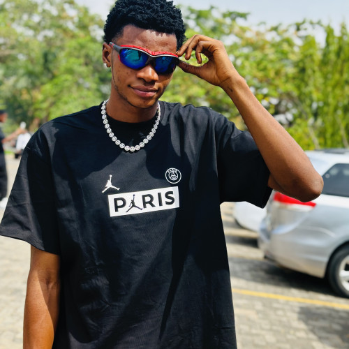 Divine  G. profile photo