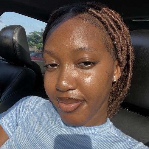 Foxy  E. profile photo