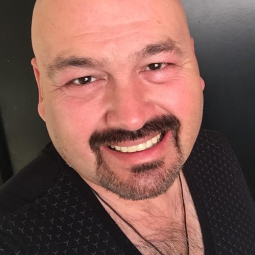 Luis  C. profile photo