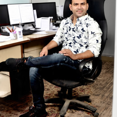 Uvesh B. profile photo