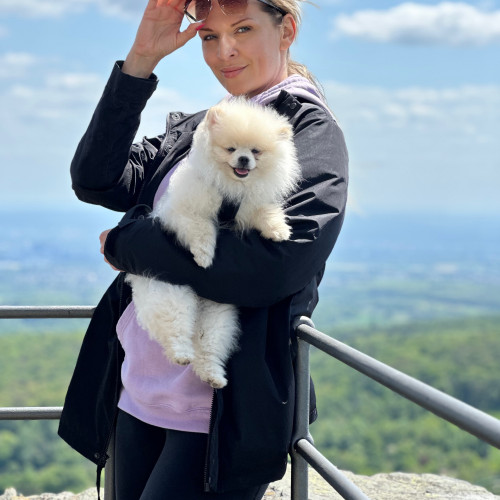 Laura S. profile photo