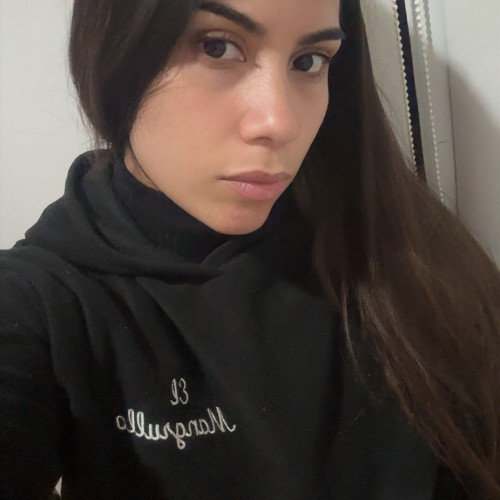 Leonela F. profile photo
