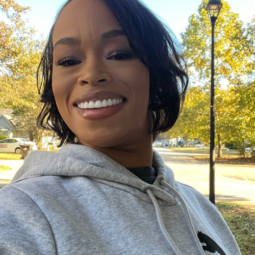 Larine b. profile photo