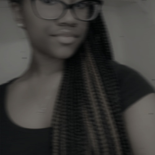 Lele B.