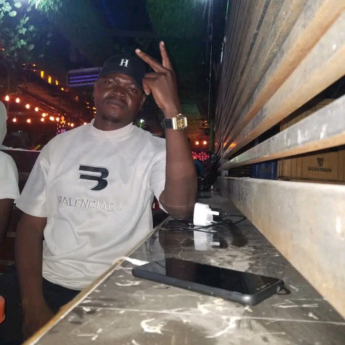 samson f. profile photo