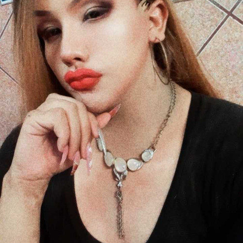 Selena S. profile photo