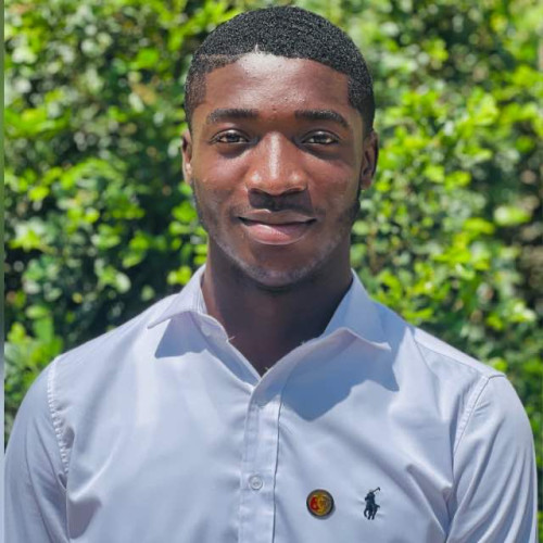 LOUIS ADU  Y. profile photo