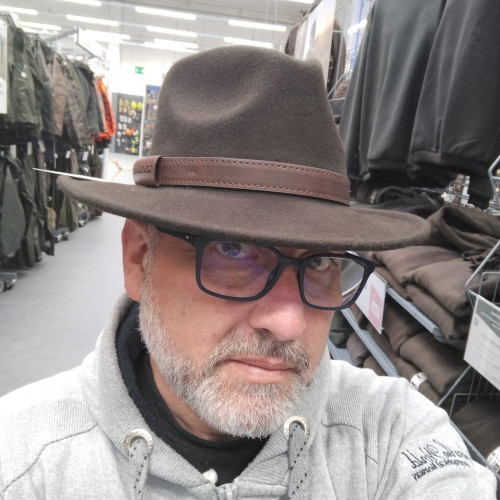 Javier E. profile photo