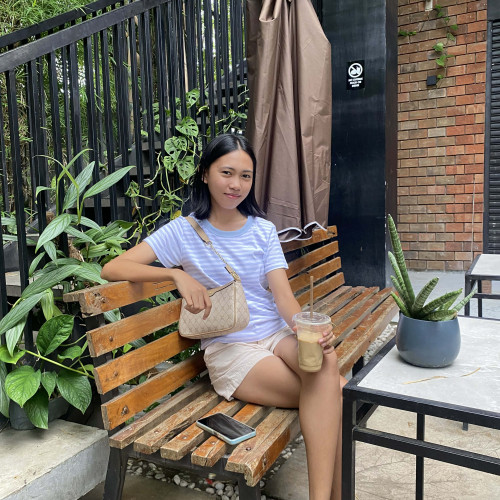 Katrina Joy  l. profile photo
