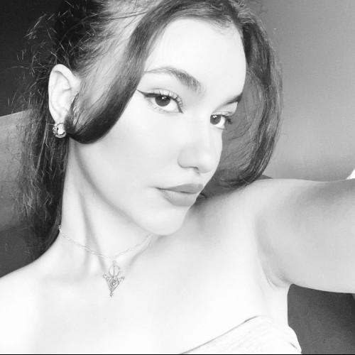 Aya E.