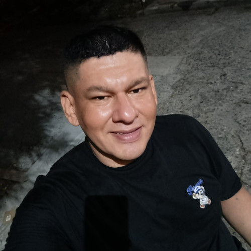 Gustavo R.