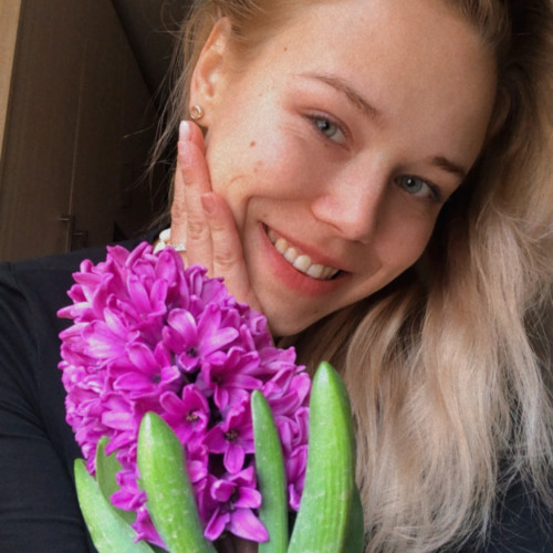 Anca B. profile photo