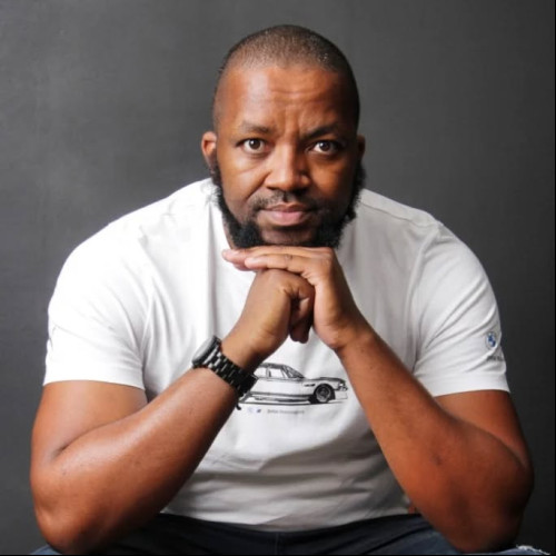 Dzumbu M. profile photo
