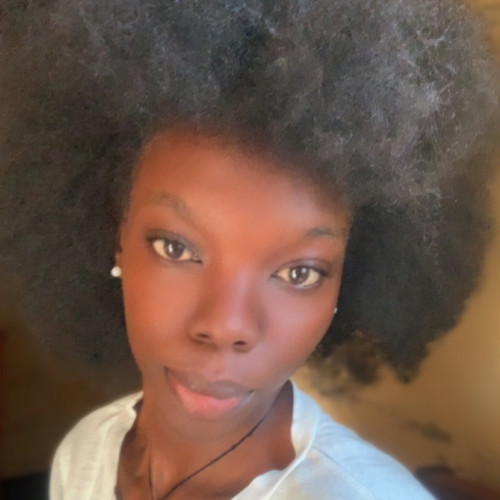Vivian  N. profile photo