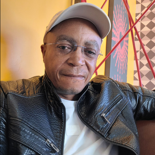 Simon k  C. profile photo