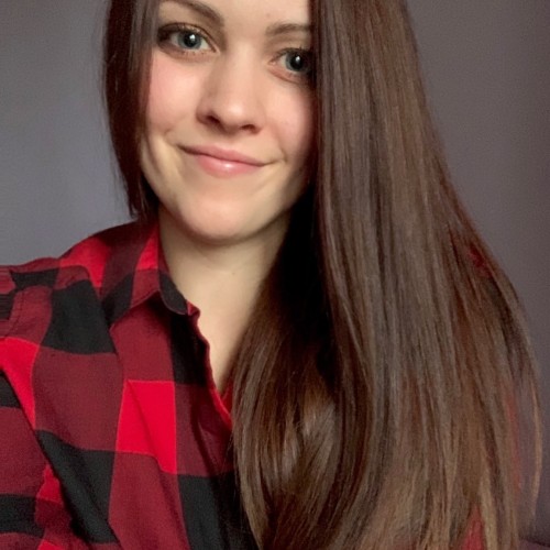 Adela V.