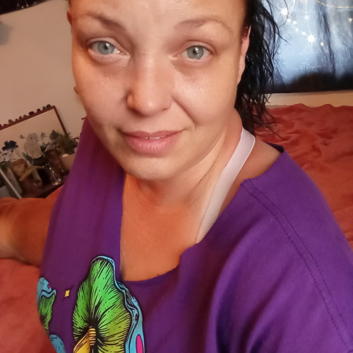 BeautifulDeadlyHealr  C. profile photo