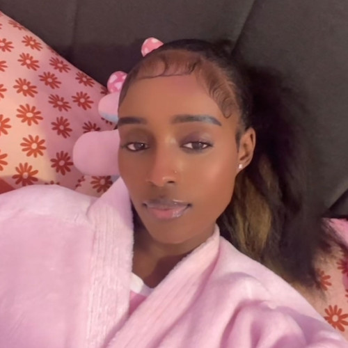 lolla k. profile photo