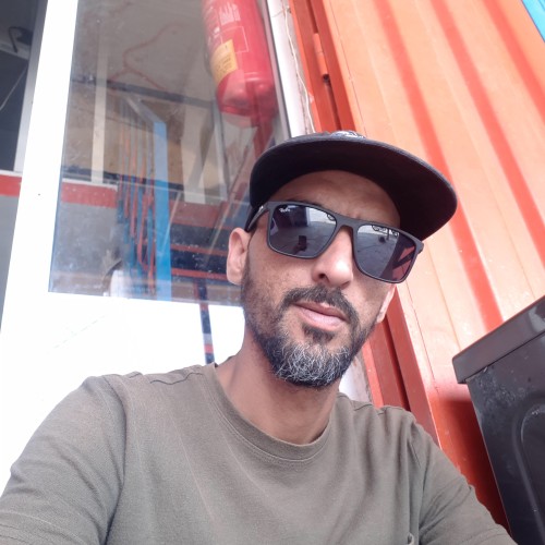 Ismail S.