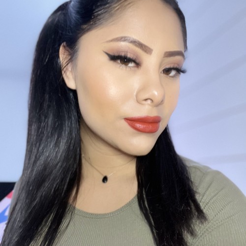 Anayeli  C.