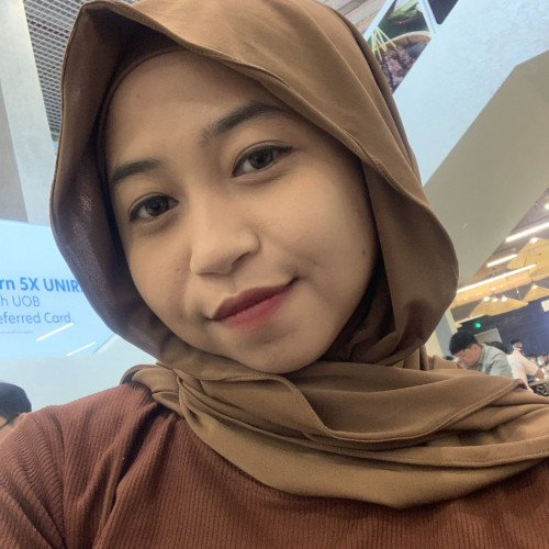 Putri N. profile photo