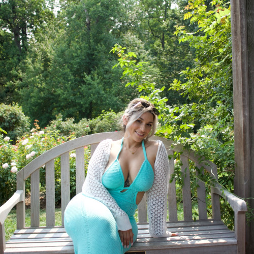 Mia R. profile photo