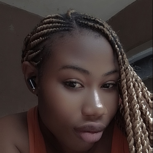 Ella H. profile photo